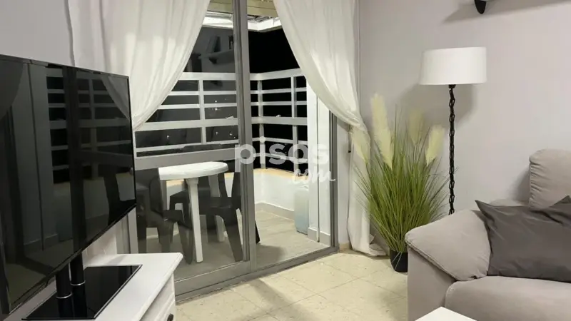 Piso en alquiler en Valdelagrana