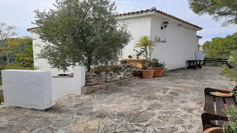 Villa en Moraira con 3 dormitorios y garaje doble