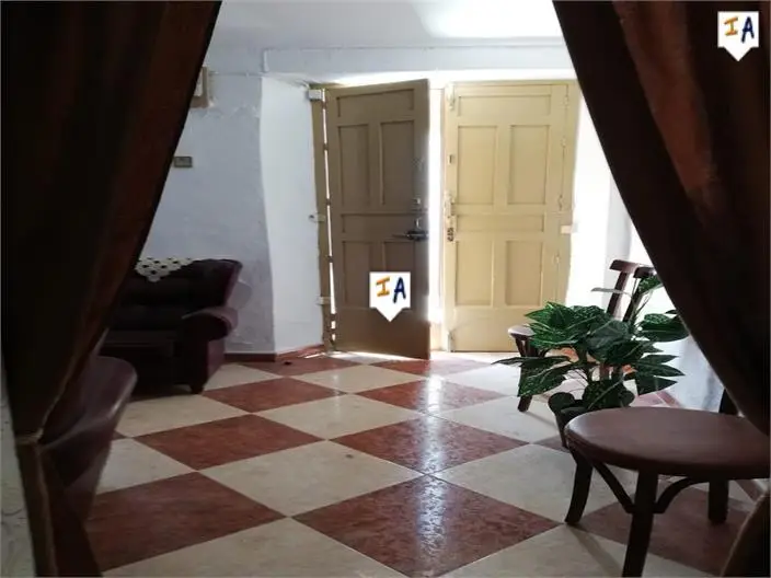 Casa en Ardales Centro Historico Cinco Dormitorios