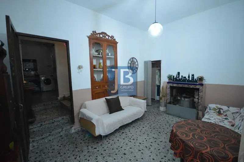 Casa en Vallés con Buenas Vistas - Ref 00456