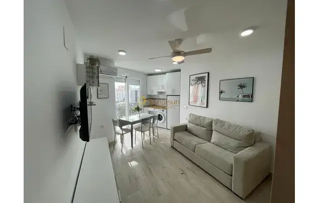 Estudio en Benalmádena Costa a 100m de la Playa