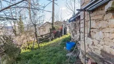 Casa Rústica en Venta en Quirós Asturias