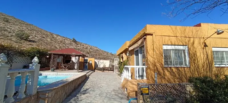 Venta Chalet Piscina Fontcalent Alicante