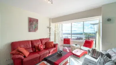 Apartamento en venta en Isla de Roses con estudio y piscina