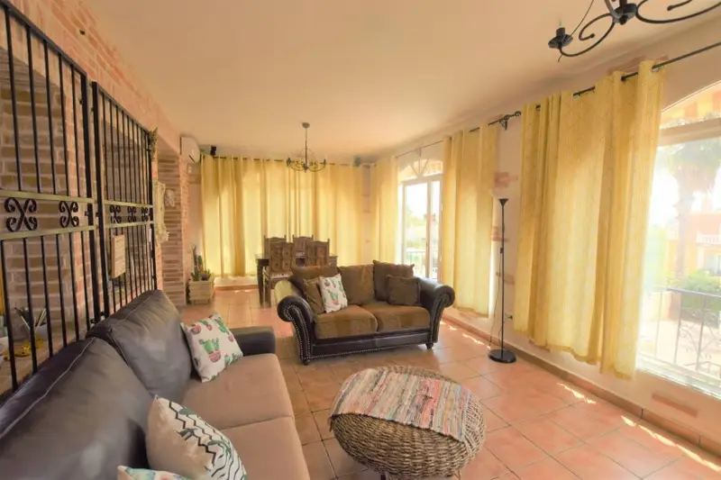 Piso de 5 Dormitorios en venta Rojales, España