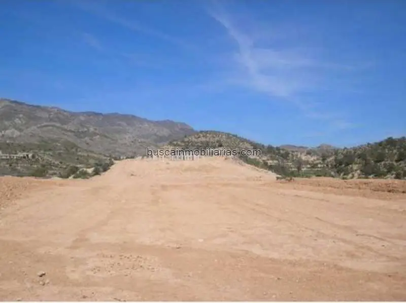 Parcela en Venta Crevillent con Permiso de Construccion