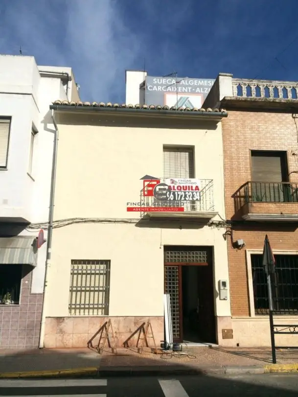 Venta Casa con Terraza en Favara Centro