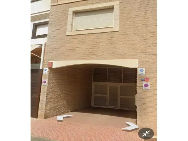 Plaza Garaje Aguadulce Residencial Amplia y Segura