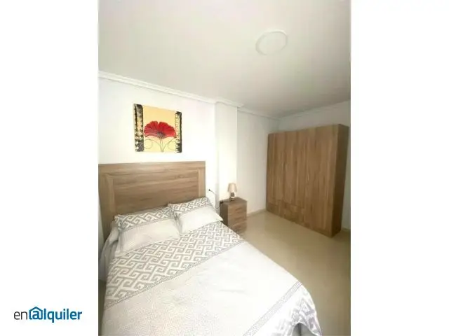 Alquiler Piso 3 Habitaciones 2 Baños Garaje Ascensor Nueva Ciudad