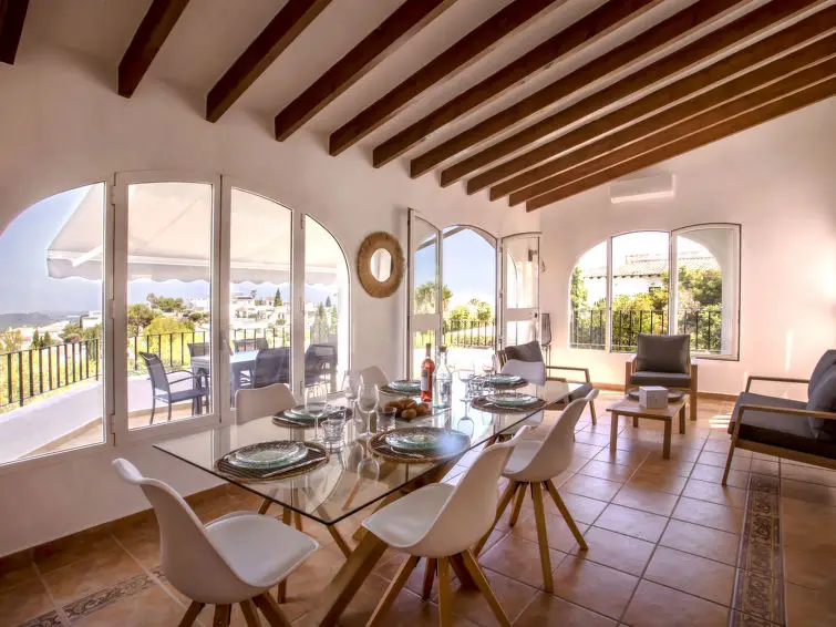 Casa-Villa de 3 Dormitorios alquiler Pegó, España