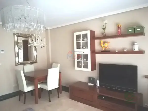 Adosado 195m² 3 Dormitorios 3 Baños  Burgos