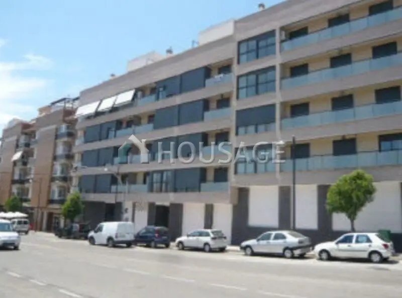 Piso en venta en Utiel 3 habitaciones 2 baños