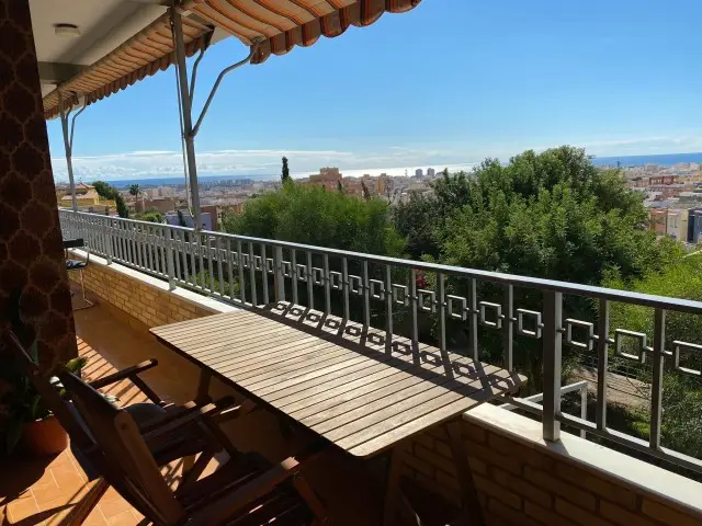 Habitacion Alquiler Almería Profesional Amigable con Alergicos