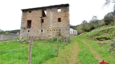 Casa en Venta en Guriezo con Terreno
