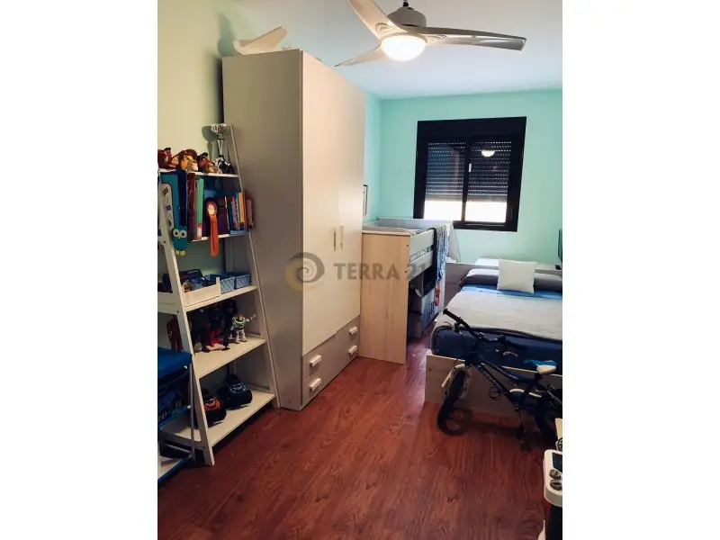 Venta Piso con Terraza en La Zubia