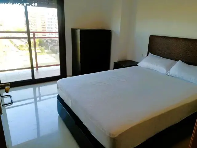 Duplex con 2 dormitorios, terrazas y garaje en Valencia