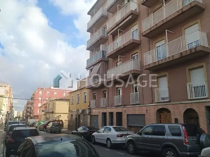 Apartamento en venta en Elche 4 dormitorios 1 ba


