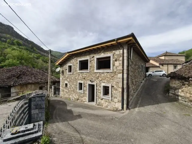 Casa Rural en Ricabo Asturias con Vistas al Parque de las Ubinas