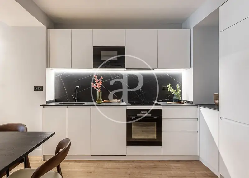 Piso Reformado en Venta en Ibiza Madrid