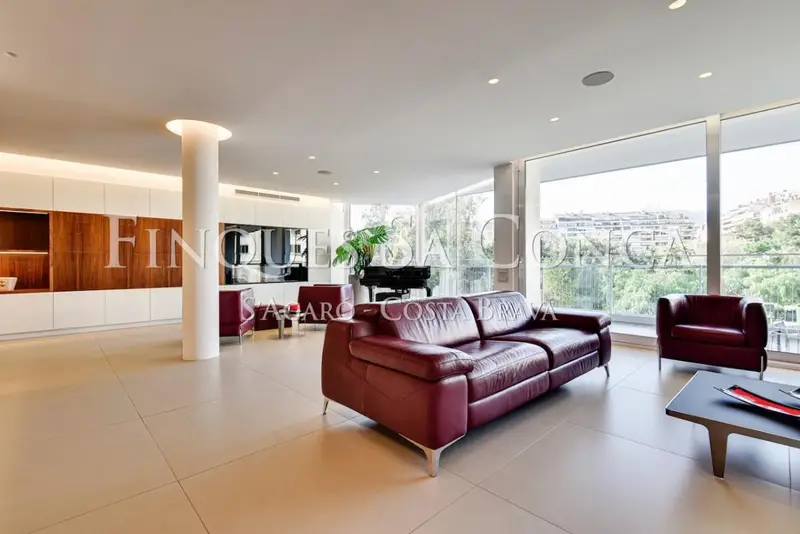 Apartamento 4 dormitorios 4 baños 2 garajes Barcelona zona alta