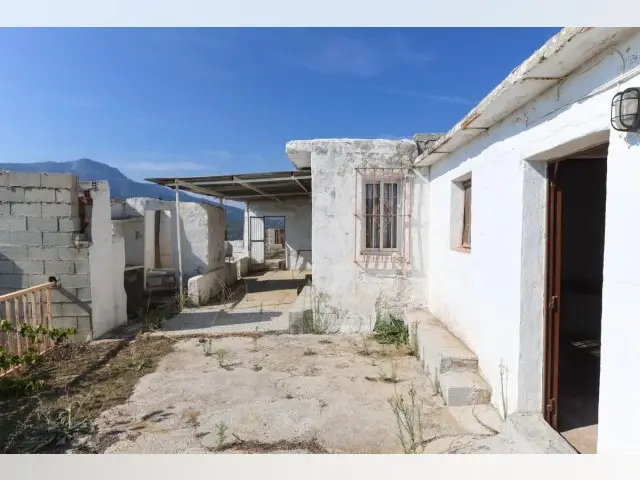 Finca Rustica con Vistas Increibles en Casarabonela