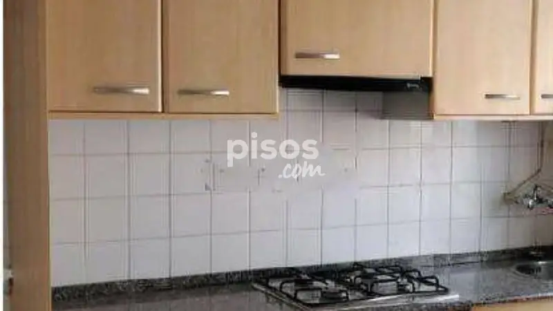 Piso en Venta en Fene 4 habitaciones 1 Baño