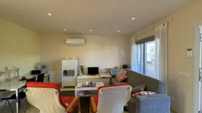 Apartamento en Alquiler Cerca del Mar con Terrazas