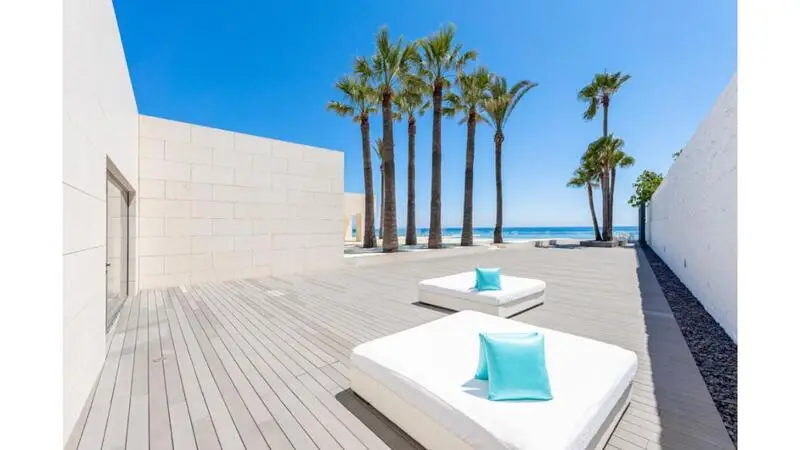 Villa de Lujo 4 Dormitorios Mijas Costa Playa Piscina