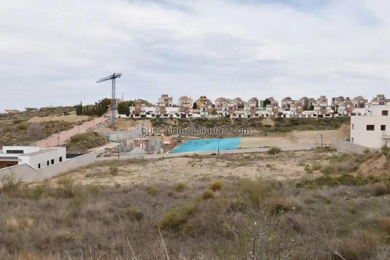 Solar en Venta en Dilar Cañadas del Parque Mas de 1000m2