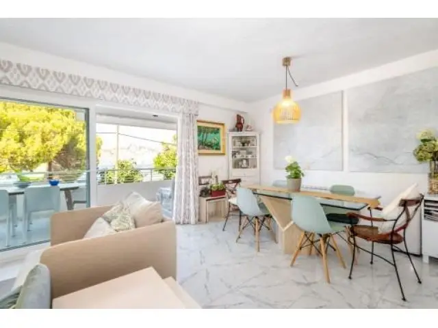 Apartamento con Vistas al Mar en Santa Ponsa