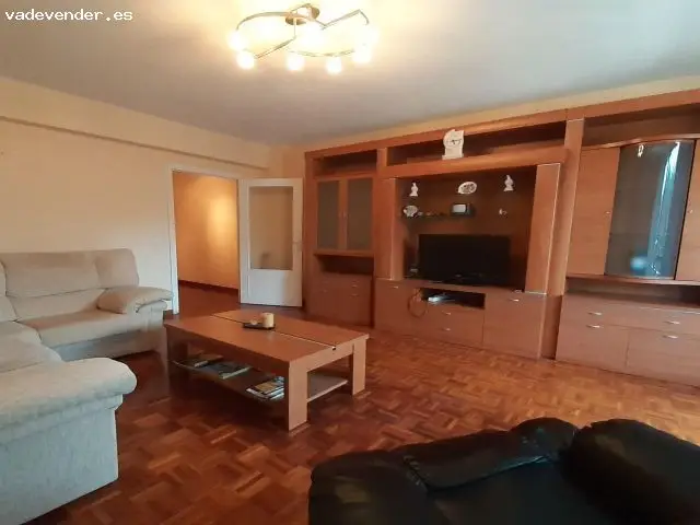Piso en venta en Bara															
					
														ñáin: 4 dormitorios, 2 baños, terraza y garaje