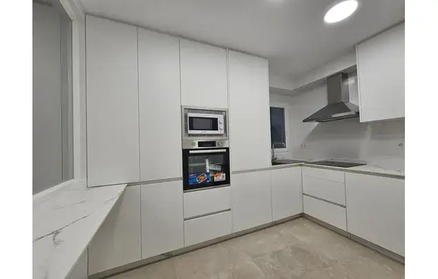 Rent 1 bedroom apartment of 112 m² in Cartagena