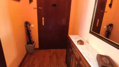 Piso en Venta Monteana 3 Dormitorios Amueblado Reformado