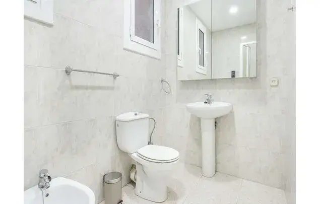 Alquiler Habitaciones Barcelona SOLO Mujeres