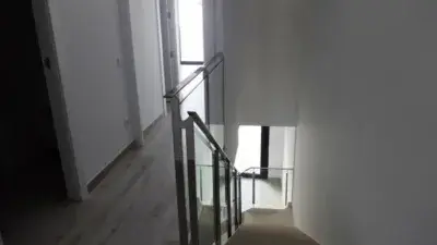Casa en Alquiler Centro 140m 3 Habitaciones 2 Baños Garaje