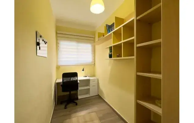 Rent 1 bedroom apartment of 45 m² in Barcelona