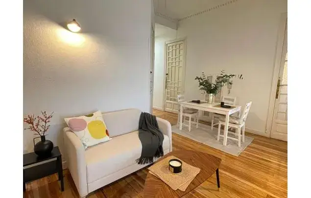 Piso en Calle Alcalá con Vistas al Retiro 8 habitaciones