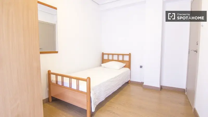 Apartamento 3 dormitorios 1 ba
																																						
																																						
																																						
																																						
																																						
																																						
																																						
																																						
																																						 Valencia Spotahome
