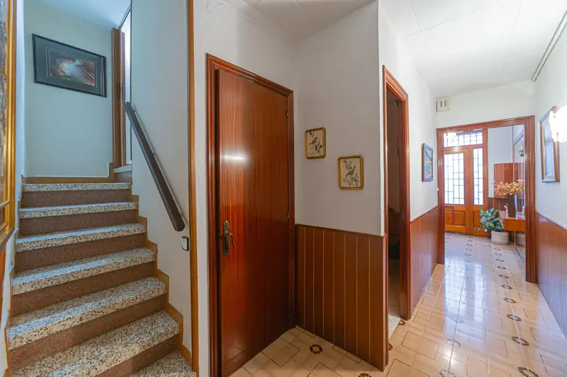 Casa Adosada en Barcelona 5 habitaciones 145m2