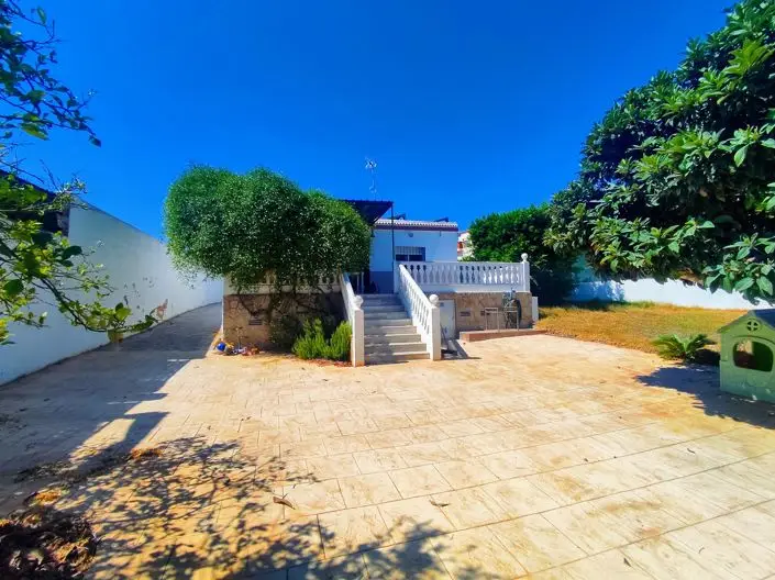 4 Bed Villa for sale