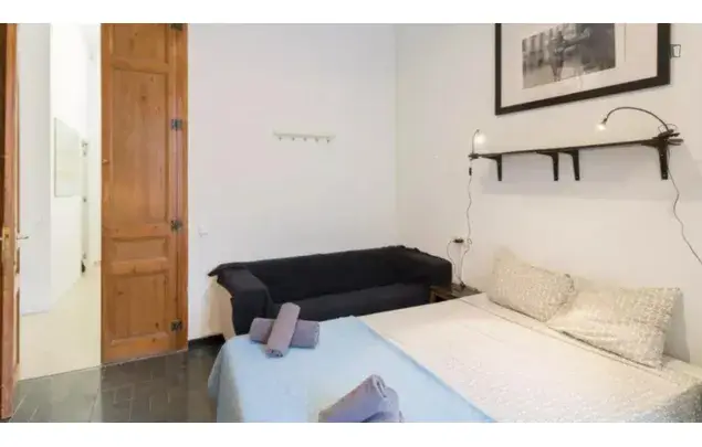 Alquiler Apartamento 7 Dormitorios Barcelona 18 a 39 años