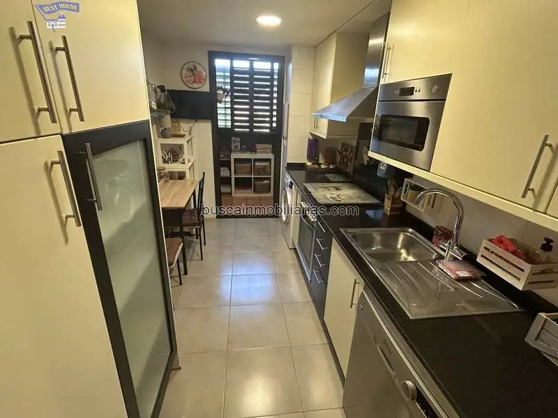 Piso en Venta en Rubí 100m² 3 Habitaciones Garaje Doble