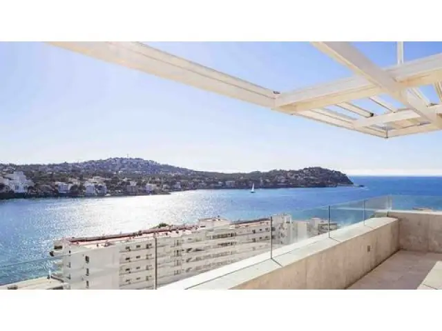 Atico en Venta en Santa Ponsa con Vistas al Mar
