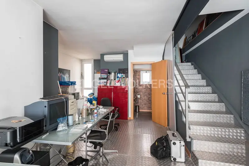 Loft en venta en Sabadell centro con terraza y aparcamiento opcional