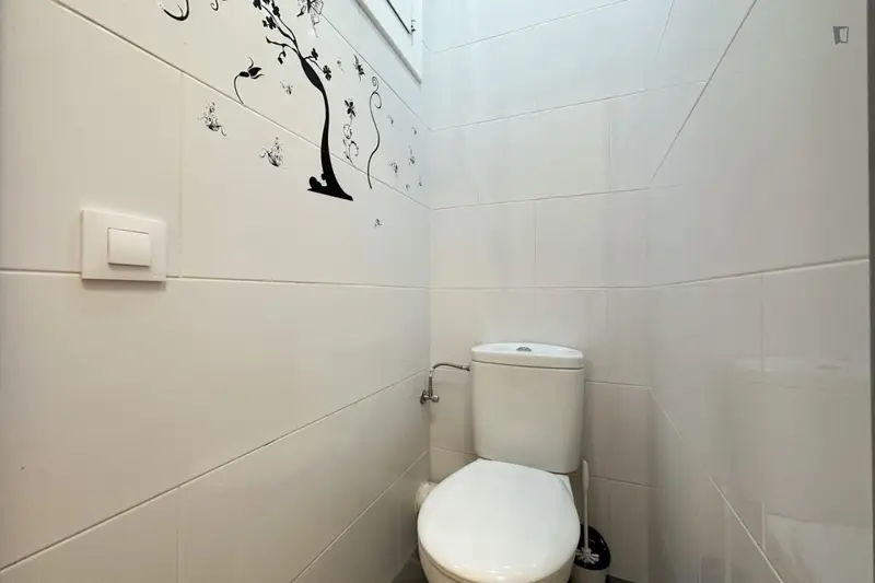 Habitacion Doble en Piso de 7 Habitaciones