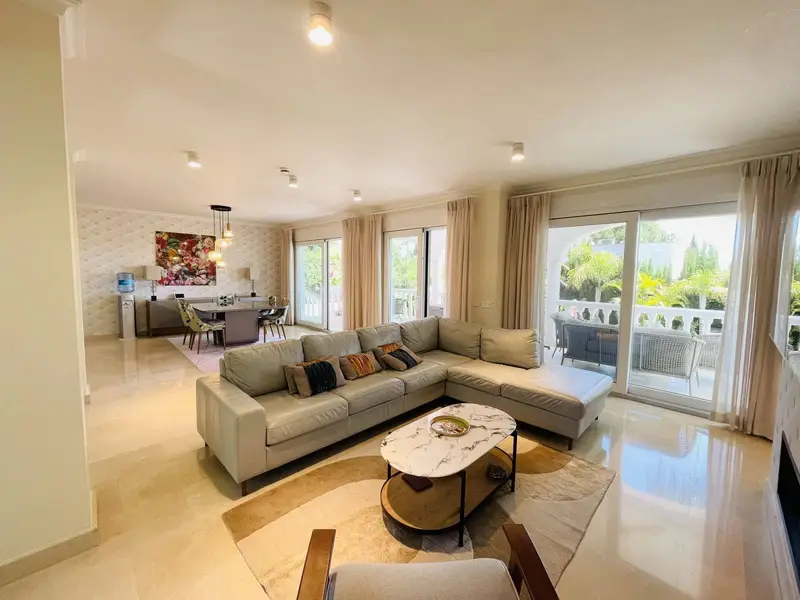 Chalet en venta en Lomas De Marbella, Marbella, Málaga
