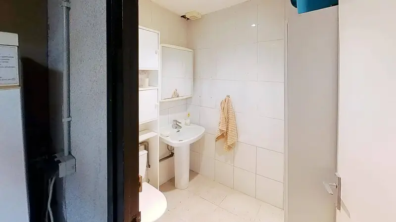 Venta Local Comercial Les Corts Barcelona 126m²