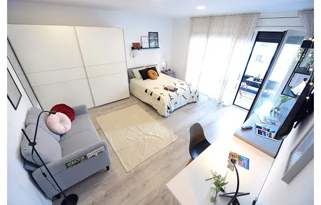Habitaci
ón 90m
² Bilbao Estancia Media Larga