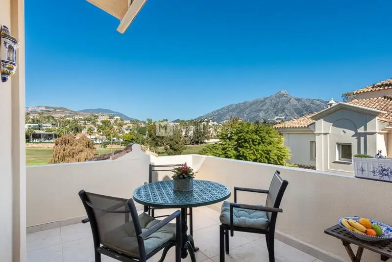 3 Dormitorios Dúplex en Venta Nueva Andalucía Málaga