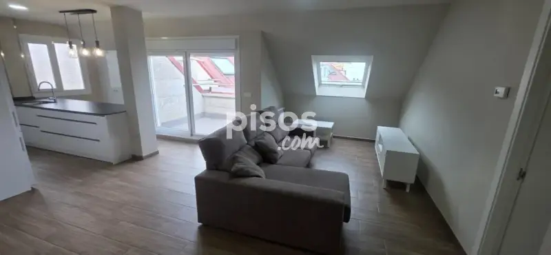 Atico en Alquiler A Estrada 3 Habitaciones 113m2
